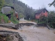 Bujice i odron na magistrali prema Doljanima i lokalnoj cesti u Čivelju