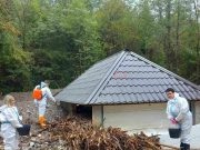 Konjički zdravstveni radnici u Jablanici u borbi protiv zaraznih bolesti nakon poplava