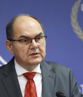 Iz OHR-a za Vijesti.ba komentarisali Schmidtovu izjavu o Aliji Izetbegoviću