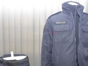PS KONJIC: Pregledom vozila pronađena zimska policijska jakna,bijela praškasta tvar,plinski pištolj..