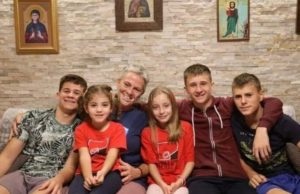 Žena iz Doboja pružila dom desetinama napuštene djece: Djecu su svi otpisali i bez nje bi završili na ulici