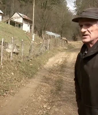 (VIDEO)Teška borba oca iz Tarčina: ‘Moj sin ne može hodati, ali ja ga nikada neću napustiti!’