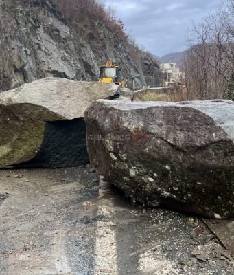 VOZAČI OPREZ: Opasnost od odrona na više dionica u BiH