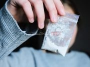 PS Konjic: Predao smotuljak u PVC foliji te tabletu koja podsjeća na Ecstasy