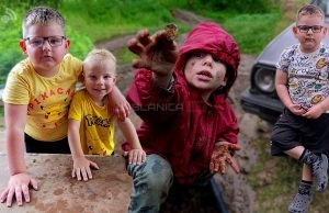 Djetinjstvo koje nasmijava region: Kako je odrastanje Ahmeda i Muhameda postalo viralni hit?