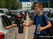 Priča sa bh. granice: Dječak prodaje kafu i vodu kako bi pomogao nezaposlenoj majci