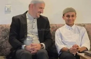Proučio posljednje ajete napamet: 14-godišnji Omar postao hafiz Kur’ana Časnog