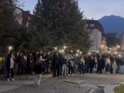 Građani Jablanice odali počast Halidu Bešliću: Uz pjesmu i sjećanje oprostili se od velikana muzike