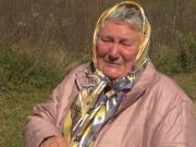 Nana Fata u poplavama je izgubila četiri člana porododice: “Nemam više nikoga, nema ni kuće..”