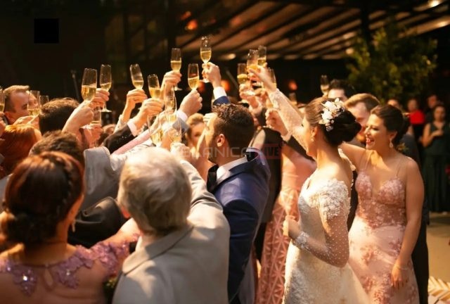 Screenshot_2025-11-04-10-01-48-750_com.facebook.katana-edit