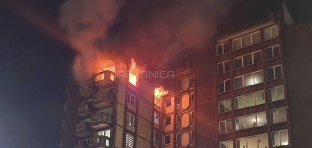 Screenshot_2025-11-05-00-23-15-371_com.miui.gallery-edit