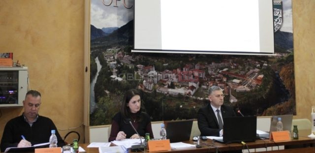 Screenshot_2025-11-05-09-44-50-286_com.miui.gallery-edit