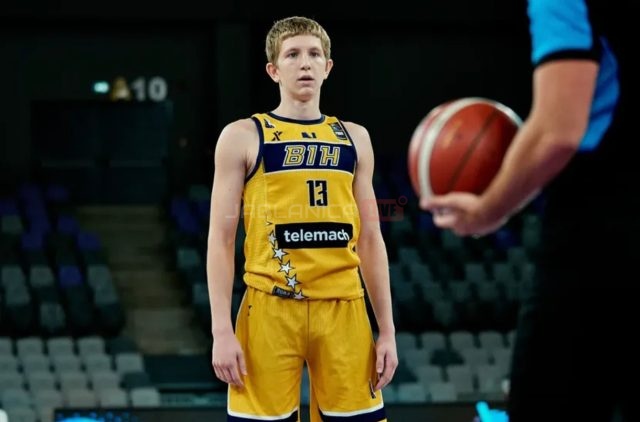 Screenshot_2025-11-13-10-09-36-459_com.facebook.orca-edit