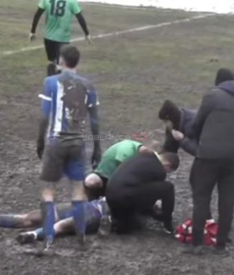 Heroj dana: Pomoćni sudija Aldin Delić spasio život onesviještenom igraču nakon užasnog prekršaja(VIDEO)