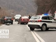 Krš i lom na M-17: Sudar dva vozila na ulazu u tunel, više povrijeđenih