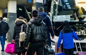 Odlazak bez povratka: Iz ovog bh. grada u jednoj noći 280 ljudi krenulo je autobusima za Njemačku!