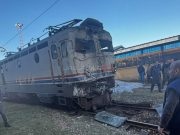 Teška nesreća u bh. gradu: Lokomotivi otkazale kočnice, tri radnika Željeznica povrijeđena(VIDEO)