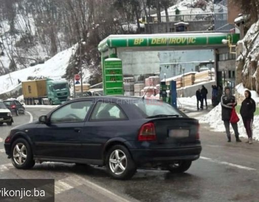 Saobraćajna nezgoda u Ostrošcu: Sudar dva vozila, intervenisala policija