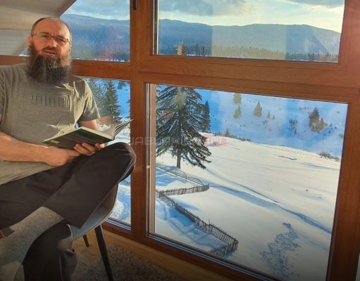 Elvedin Pezić odgovorio na pitanje: ‘Otkud mu pare pa ide na Vlašić?’ – ‘Pa ne kupujem duhan, ne pijem alkohol, ne idem u kladionice..”