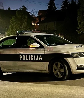 Tragedija u bh. gradu: Muškarac poginuo u teškoj saobraćajnoj nesreći, vozač automobila uhapšen