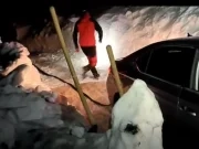 Heroji ponovo u akciji: GSS Prenj izvlači hrvatske državljane koji su zapeli u snijegu na putu Rujište–Konjic!(VIDEO)