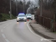 Saobraćajna nesreća u Hercegovini: Pješak povrijeđen u naletu automobila