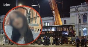 Pomolimo se za njeno zdravlje: Djevojka Ella Jovanović koja je povrijeđena u tramvajskoj nesreći i dalje je u izuzetno teškom stanju