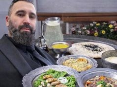 Vijećnik iz Bihaća poklanja iftar ljudima u potrebi svake noći ramazana: “Samo pošalji poruku i mjesto za stolom je spremno, neće niko da zna..”