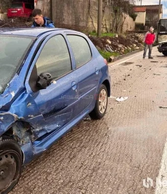 Saobraćajna nesreća na magistralnoj cesti kod Mostara: Saobraćaj u potpunosti blokiran(FOTO)