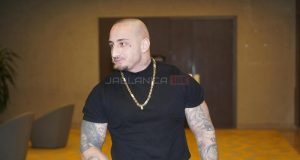 Srpski reper Vuk Mob šokirao javnost fotografijama u nacističkoj uniformi, Instagram uklonio objavu: “Ne smije čovjek ni svoje mišljenje o Izraelu iznijeti..”