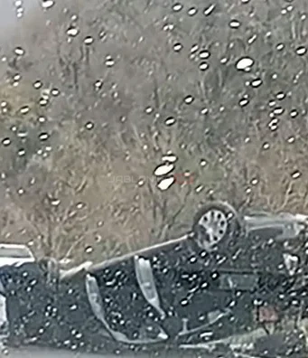 Teška nesreća kod Jablanice: Vozilo Škoda završilo na krovu, jedna osoba zadobila teške tjelesne povrede