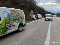 Sudar tri vozila na magistralnoj cesti u Hercegovini: Jedna osoba zadobila povrede u nesreći