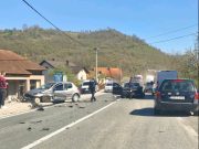 Pod utjecajem alkohola izazvao nesreću na M-17 kod Čelebića: U nesreći povrijeđeno više osoba(FOTO)