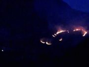 U Doljanima kod Jablanice izbio požar: Na teren hitno upućeni vatrogasci(VIDEO)