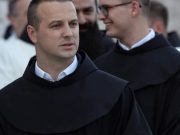 Fra Marin Mikulić poslao oštru poruku: ‘Neka političari i moćnici vrate ukradeno, tko zadrži tuđe ostaje u grijehu, bez obzira na ispovijed..”