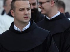 Fra Marin Mikulić poslao oštru poruku: ‘Neka političari i moćnici vrate ukradeno, tko zadrži tuđe ostaje u grijehu, bez obzira na ispovijed..”