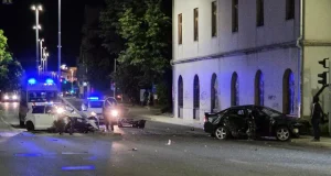 Teška saobraćajna nesreća u Mostaru: Pet osoba povrijeđeno, intervenisali vatrogasci (FOTO)