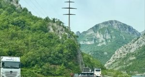 Detaljni nesreće kod Jablanice: Sudar autobusa i automobila, jedna osoba prebačena u bolnicu