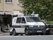 Kao u pjesmi “Pišonja i Žuga”: Muškarac u Tarčinu ukrao autobus pa ga policija uhapsila u Jablanici