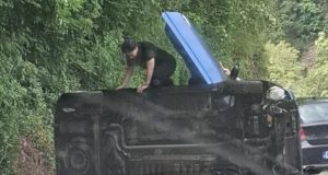 Herojski čin kod Jablanice: Kadeti Policijske akademije izvukli djevojke iz prevrnutog automobila(FOTO)