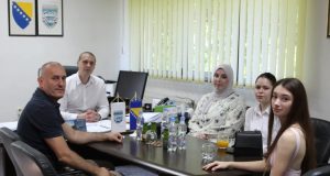 Ponos našeg grada: Općinski načelnik Emir Muratović upriličio prijem za učenice generacije sa područja općine Jablanica(FOTO)