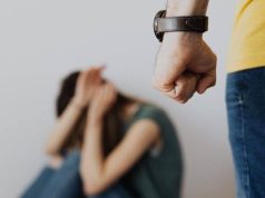 Težak slučaj nasilja u Hercegovini: Nakon svađe djevojci slomio dva vratna pršljena