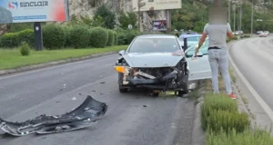 Teška saobraćajna nesreća u Mostaru: Povrijeđene dvije osobe, među njima i dijete