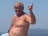 Akademik i doktor iz Mostara kažnjen zbog vrijeđanja Sarajlija na plaži u Makarskoj: „Što ne idete u Tursku, balije..“(VIDEO)