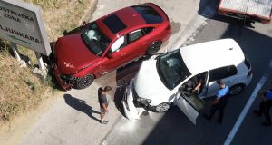 Saobraćajna nesreća u Jablanici: U sudaru učestvovala dva automobila, pričinjena materijalna šteta(FOTO)