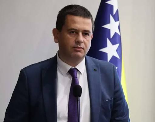Ministar Adil Šuta prijavio prijetnje smrću: “Pokušavaju stvoriti atmosferu haosa..”