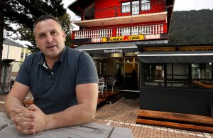 Burek King iz Jablanice demantovao navode s TikToka: „Profil koji je ostavljao neprimjerene komentare nije naš!“