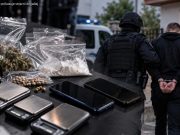 Policijska akcija u Hercegovini: U pretresima pronađene sumnjive materije, četiri vage i 155 sjemenki