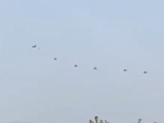 Spektakularan prizor iznad Hercegovine: EUFOR izveo padobranski desant između Mostara i Širokog Brijega(VIDEO)