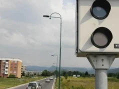 U Hercegovini počelo postavljanje deset novih radara: Bilježit će i mobitel za volanom te nevezanje pojasa